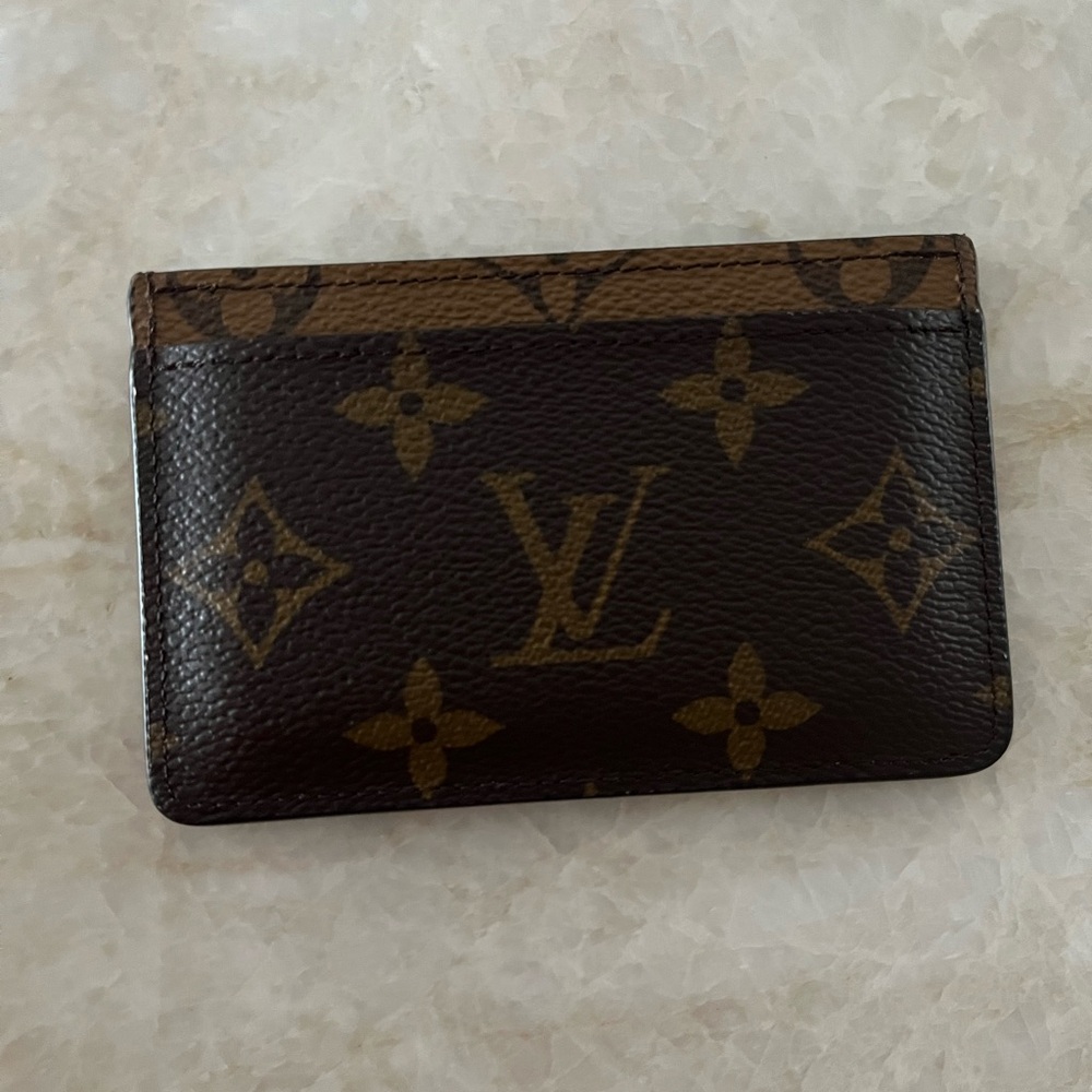 Louis Vuitton Card Holder 💫